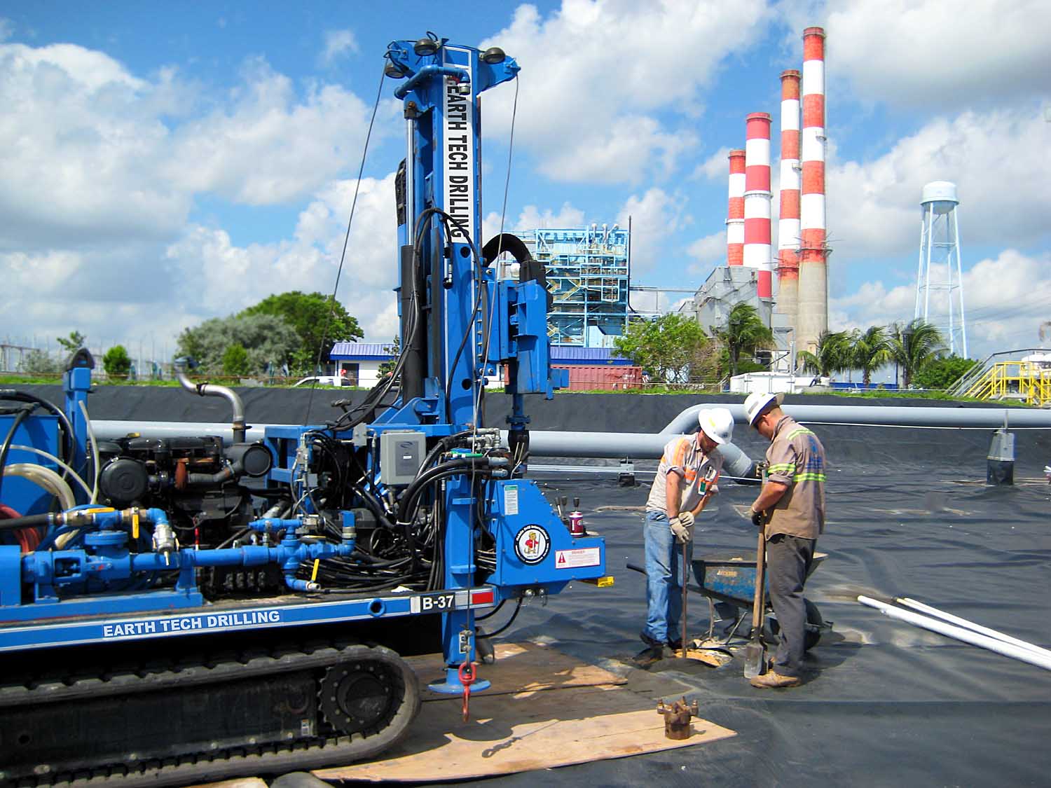 Hollow stem auger drilling